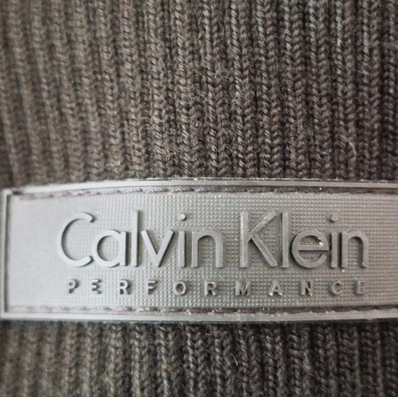 Calvin Klein Performance puffer vest - Picture 3 of 8